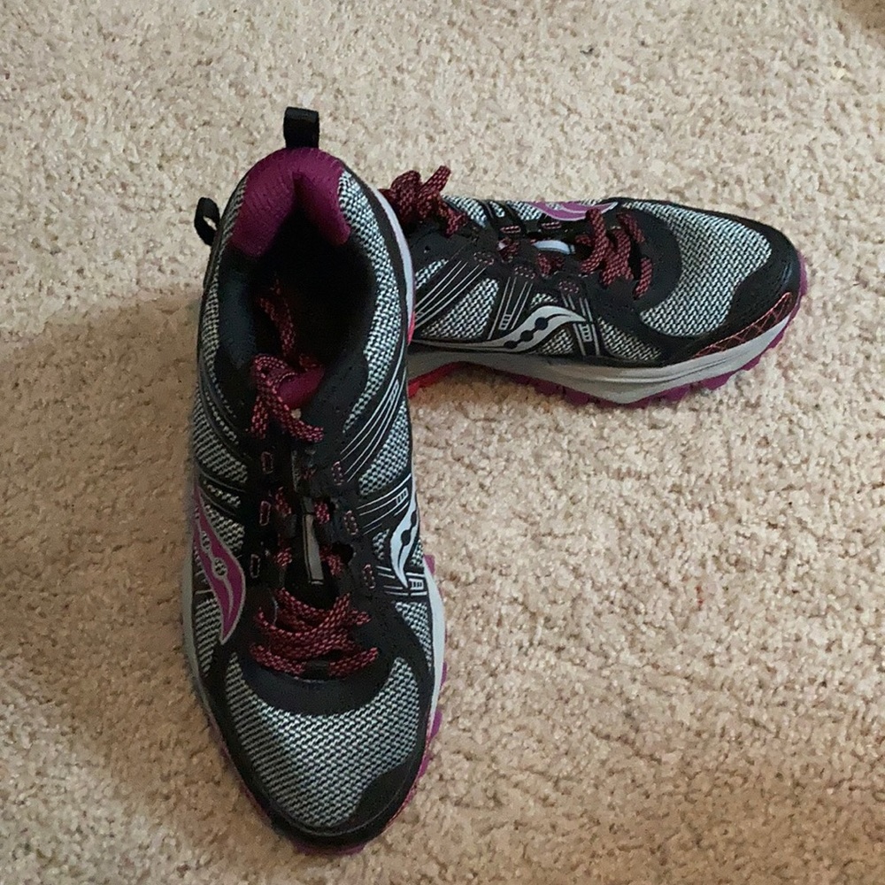 Tennis Shoes